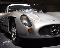 Mercedes Benz Museum - Waaahnsinnn....